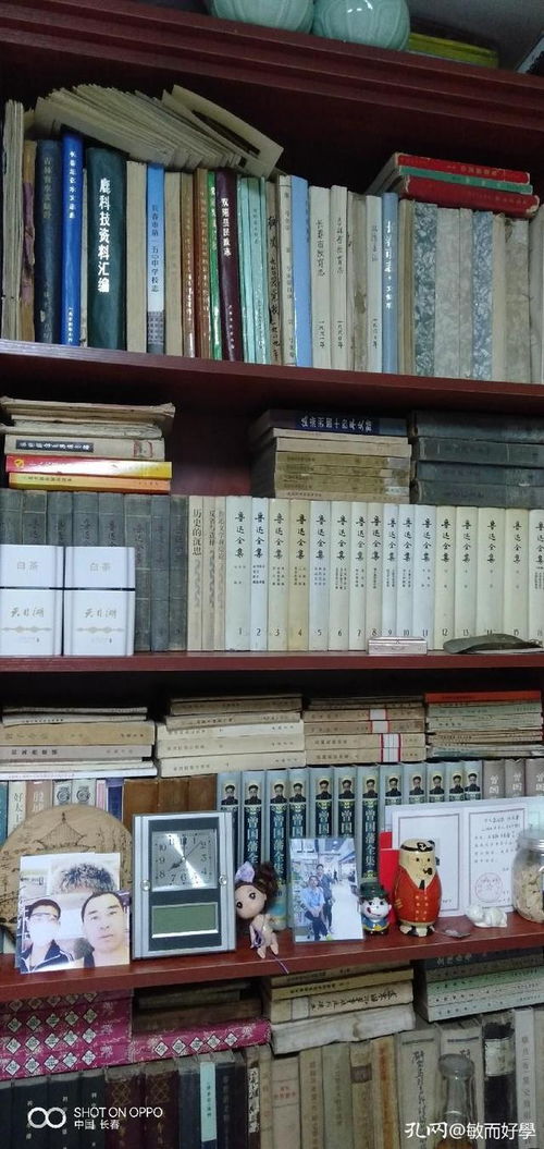 長春的東安屯舊物市場,商品琳瑯滿目,但讓我動情的只有泛黃的書